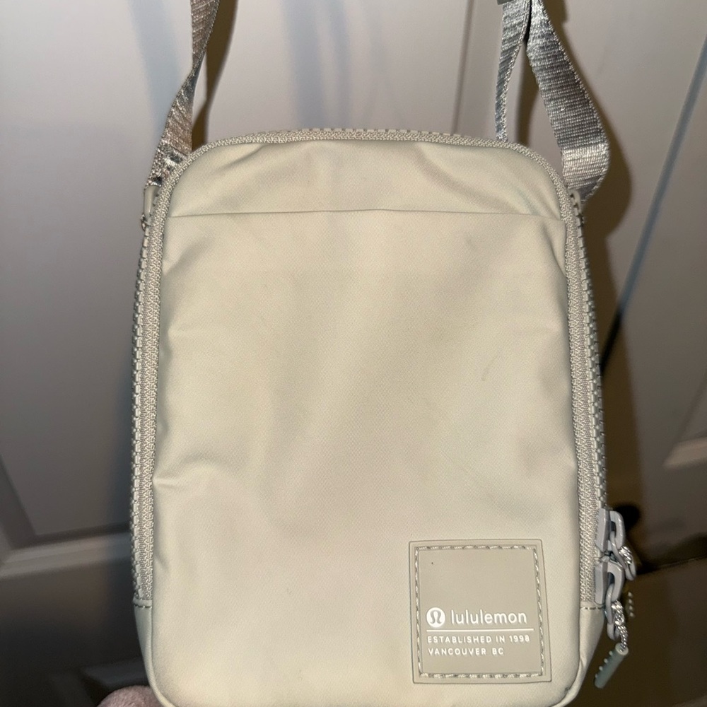 Lululemon Athletica Beige Belt Bag